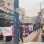 تستمر المظاهرات المطالبة بإسقاط زعيم هيئة تحرير الشام الارهابي وجهازه الأمني في مدينة إدلب... والأخير يحشد أنصاره