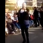 بعد جدل وقرار وزاري إثر وصلة رقص على مركب نيلية.. معلمة المنصورة بمصر تكشف التفاصيل