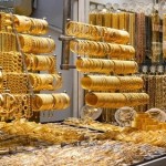 غرام الذهب عيار 21 يرتفع 15 ألف ليرة