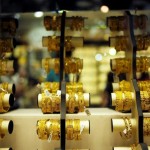 غرام الذهب يرتفع عشرة آلاف ليرة محلياً