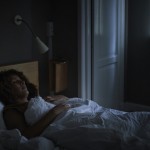 صوت تحذيري يمكن ملاحظته عند النوم قد يكون علامة على وجود مشكلة في القلب