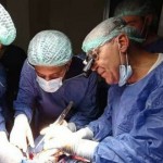 في حمص… عمل جراحي نوعي ينقذ يد شاب من البتر
