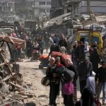 جرحى بخان يونس ونسف مبانٍ برفح.. إسرائيل توسع عملياتها وحماس: نصف الأسرى بمناطق طلب إخلاؤها