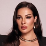 المرأة يشبه قميص النوم.. نادين نسيب نجيم تردّ على منتقدي فستانها وهكذا علّقت على من وصفها بأنها كبرت