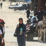  استمرار قصف القطاع وأزمة إقالة بار تتفاقم بإسرائيل ووفد حماس يبحث في القاهرة جهود وقف إطلاق النار في غزة