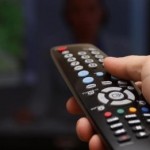 فتاة تقتل شقيقتها بسبب «ريموت» التلفزيون