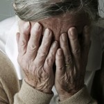 ألزهايمر ليس مرضا دماغيا فقط!.. اكتشاف صادم يغير مفاهيمنا عن المرض