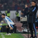 مدرب الأرجنتين: المنتخب لا يقف على ميسي