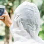 قاتل يلتقط سيلفي بهاتف الضحية.. ووالده يعثر على الفيديو