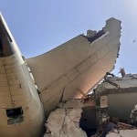 تحطم طائرة هندية في مطار أحمد آباد وعلى متنها 242 راكبًا