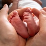 تكلفة الولادة حسب الجنس.. نقاش يغزو مواقع التواصل في هذا البلد العربي