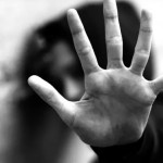 فضحته ابنة الـ6 سنوات.. جراح اغتصب أكثر من 200 طفل مريض
