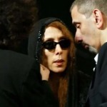 تفاصيل جنازة زياد الرحباني.. وفيروز تلقي نظرة الوداع الأخيرة