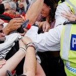 توقيف أكثر من 400 شخص في بريطانيا خلال تظاهرة دعم لـ فلسطين أكشن