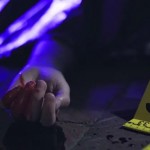 وثق جريمته بالفيديو.. مدان يعذب ضحيته قبل قتله وسرقته
