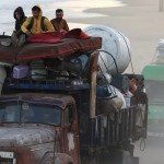 استمرار الغارات على القطاع والاحتلال يقر بمقتل ضابط ومظاهرات أمام منزل نتنياهو.. اعتراف بريطانيا وكندا وأستراليا بفلسطين تآكل لحصانة إسرائيل