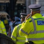 لندن توقف 46 شخصا في أكبر حملة على عصابات سرقة الهواتف