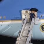 ترامب يغير على عجل سلم الطائرة خوفا من محاولة اغتيال