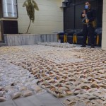 بالتنسيق مع العراق.. ضبط أكثر من 1.27 مليون حبة كبتاغون و108 كغ حشيش والقبض على المهربين