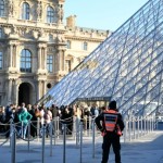 اعتقال المزيد من المشتبه بهم في سرقة متحف اللوفر