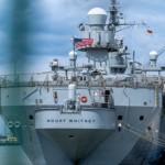 الولايات المتحدة تزيد من وجودها العسكري قبالة سواحل فنزويلا واحتمال توجيه الضربات الأولى