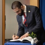 ميرتس يدعو الشرع لزيارة ألمانيا