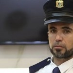 استخبارات ولاك.. شرطي يتصدى لسيارة مخالفة ويسحر السوريين