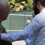 قبيل زيارته إلى واشنطن.. الرئيس الشرع يلعب كرة السلة مع قائد قوات التحالف الدولي ضد داعش (فيديو)