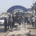 سرافيس جبلة تضرب عن العمل احتجاجا على تخفيض أجور النقل