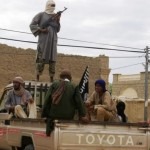 خطف 5 هنود وفرنسا تدعو مواطنيها في مالي للمغادرة