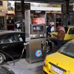 فرحة سورية بتخفيض أسعار المحروقات.. والدولة: اشكوا المخالفين