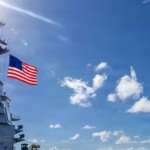 ترامب يلمح لمحادثات مع مادورو ويكثف عسكرة الكاريبي