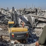  إجلاء عشرات الأسر المحاصرة بحي التفاح وعملية دهس بالضفة.. ترامب ونتنياهو يشددان على ضرورة نزع سلاح قطاع غزة