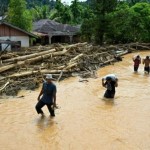 753 قتيلا حصيلة جديدة لفيضانات إندونيسيا