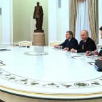 بوتين يدعو إلى إنجاح المساعي الأميركية وأوكرانيا ترفض استرضاء روسيا.. تركيا لتعبير عن قلقها بعد هجمات البحر الأسود