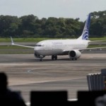 فنزويلا تواجه عزلة جوية بعد وقف رحلات الطيران إليها