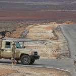 الجيش الأردني يخوض اشتباكات مسلحة مع عصابات تهريب أسلحة ومخدرات على الحدود مع سوريا 