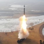كوريا الشمالية تكشف عن قاذفات صواريخ جديدة قادرة على إبادة العدو