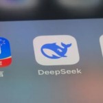 نماذج أكبر بتكلفة أقل.. ديب سيك تستعد لقلب سوق الذكاء الاصطناعي من جديد