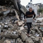 كاتس أوعز للجيش الإسرائيلي: استعدوا للعودة إلى الحرب.. غارات على مناطق بغزة 