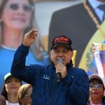 واشنطن تضع وزير داخلية فنزويلا هدفا محتملا وتتحدث عن خطة لنقل وبيع النفط