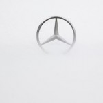 مرسيدس تطلق سيارة كهربائية نباتية