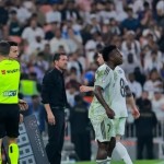 بيريز سيطردك.. سيميوني يعتذر لفينيسيوس ويقر بالخطأ