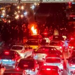 إيران تعتقل الآلاف وأنباء عن تراجع خطر الضربة الأميركية 