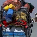 كابل تدعو باكستان إلى وقف اعتقال ومضايقة اللاجئين الأفغان