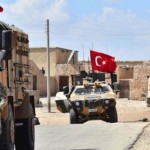 وزير الدفاع التركي: لا قرار حتى الآن بالانسحاب العسكري من سوريا