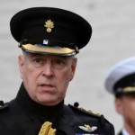 الشرطة البريطانية توقف الأمير السابق أندرو للاشتباه في علاقاته مع إبستين