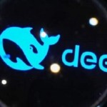 ديب سيك الصينية تعود للمنافسة بنموذج ذكاء اصطناعي يتحدى هيمنة ChatGPT وGemini