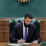 الرئيس الشرع يصدر مرسوماً يقضي بإضافة 50% إلى رواتب وأجور العاملين في القطاعين العام والمشترك