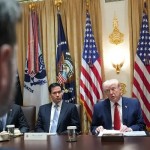 ترامب: إيران تتوسل لاتفاق..  كانت على بعد 4 أسابيع من النووي و10 سفن نفط كهدية